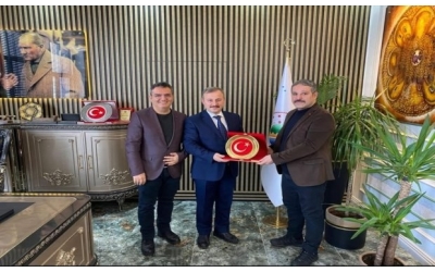 Eğitim 2023 Derneği’nden Niksar Kaymakamı Kadir Perçi’ye Ziyaret